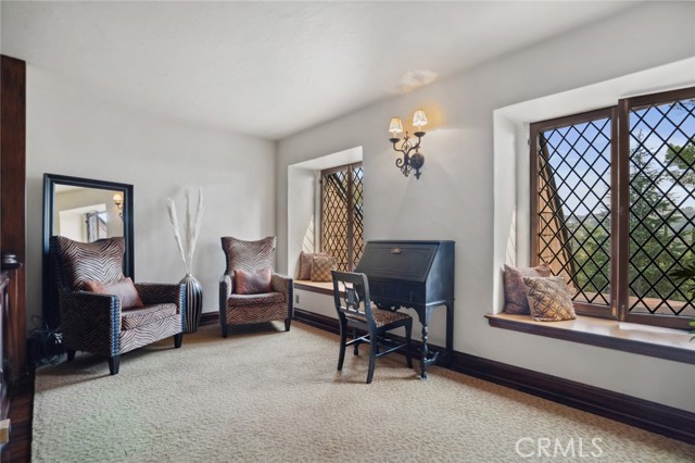 Detail Gallery Image 34 of 74 For 1020 Hillcroft Rd, Glendale,  CA 91207 - 6 Beds | 4/2 Baths
