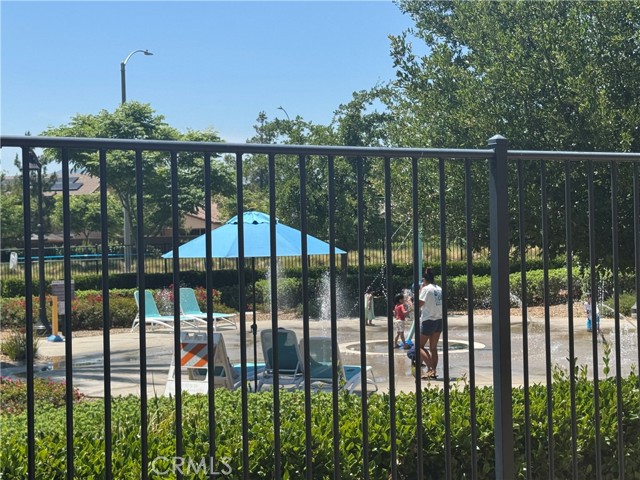 29311 Catchers Way, Lake Elsinore CA: https://media.crmls.org/medias/87cf11df-d69c-45b1-8d04-4e6d064cd355.jpg