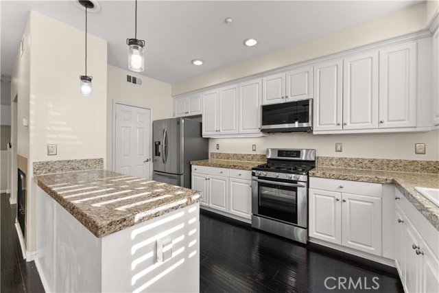 Detail Gallery Image 8 of 23 For 33650 Willow Haven, Murrieta,  CA 92563 - 3 Beds | 2/1 Baths