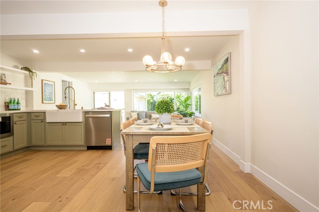 Detail Gallery Image 8 of 34 For 22951 Walnut St, Torrance,  CA 90501 - 3 Beds | 2 Baths