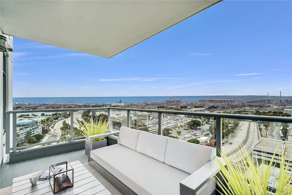 411 W Seaside Way #1804