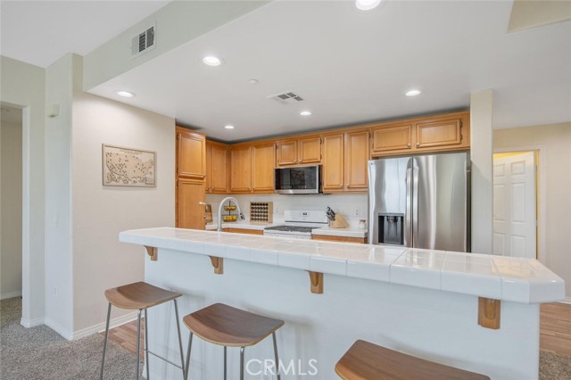 Detail Gallery Image 20 of 49 For 243 Riverdale Ct #431,  Camarillo,  CA 93010 - 3 Beds | 2/1 Baths