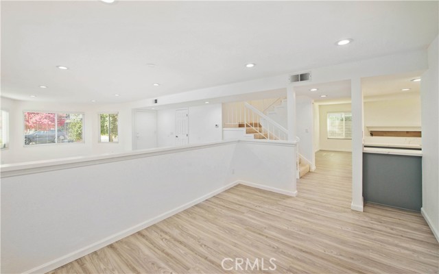 20227 Elkwood Street, Winnetka CA: https://media.crmls.org/medias/87d0abe9-235c-49fc-b136-12221fbf5208.jpg