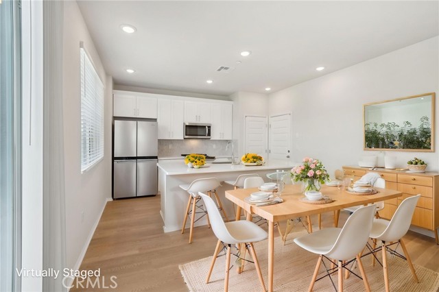 2132 Bergamot Street, Redlands CA: https://media.crmls.org/medias/87d0ad12-09bf-4378-805c-63e1022218b1.jpg