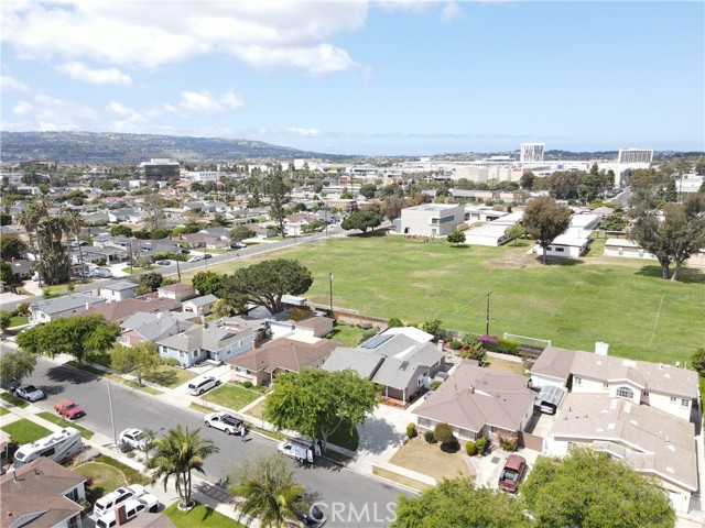 Detail Gallery Image 7 of 49 For 1313 Cordary Avenue, Torrance,  CA 90503 - 4 Beds | 2 Baths