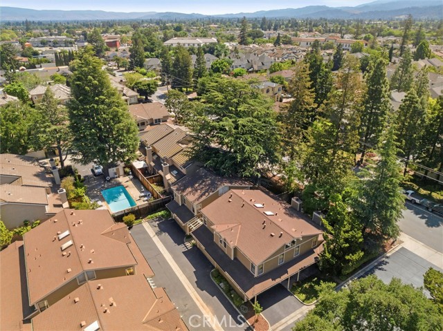 Detail Gallery Image 28 of 36 For 137 Redding Rd #B,  Campbell,  CA 95008 - 2 Beds | 2/1 Baths