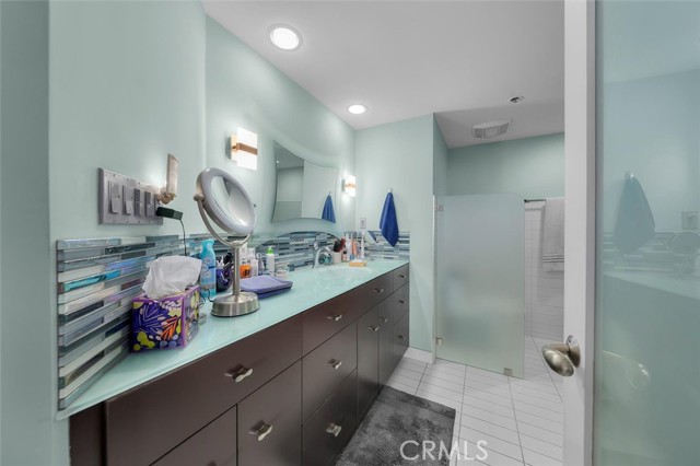 Detail Gallery Image 24 of 41 For 510 the Village #307,  Redondo Beach,  CA 90277 - 2 Beds | 2 Baths
