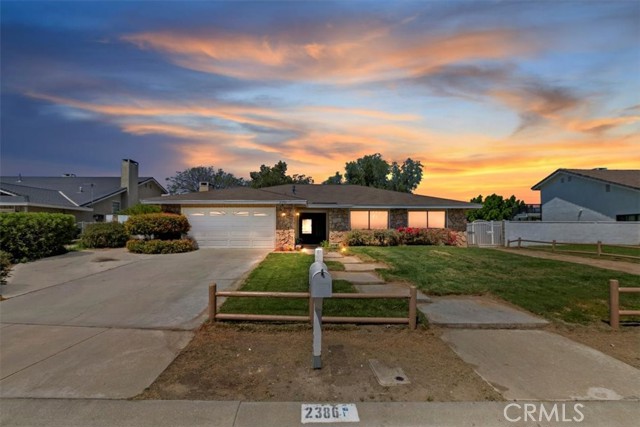 Front Image Thumbnail for CRIG25278193