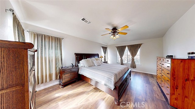 223 Vintage Drive, Turlock CA: https://media.crmls.org/medias/87d2b0a0-65e7-445c-9b1b-7e8f55800e87.jpg