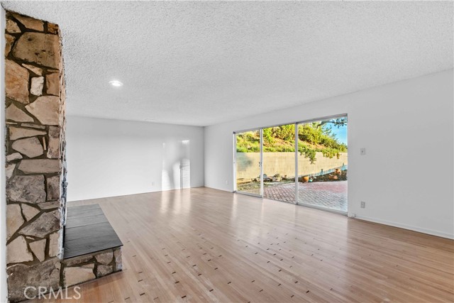 Detail Gallery Image 20 of 63 For 9960 Milburn, Sun Valley,  CA 91352 - 4 Beds | 2 Baths