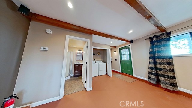 31450 Ocean View Drive, Running Springs CA: https://media.crmls.org/medias/87d3cf0b-854c-4a24-ba97-cbf60ef89b35.jpg
