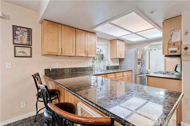 Detail Gallery Image 12 of 48 For 11965 Terra Bella St #17,  Sylmar,  CA 91342 - 3 Beds | 3 Baths
