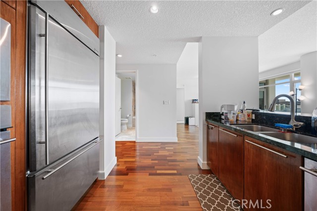 3131 Michelson Drive, Irvine CA: https://media.crmls.org/medias/87d4304b-7bb4-4177-b07c-385f4d8e08ea.jpg