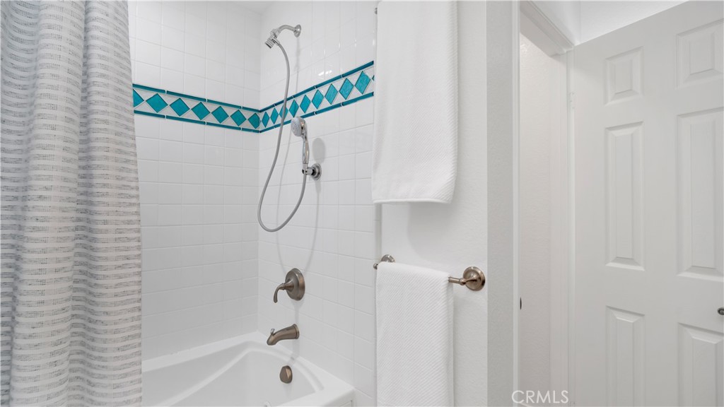 87d4f257 Da1d 4053 A2c2 697288a7a607