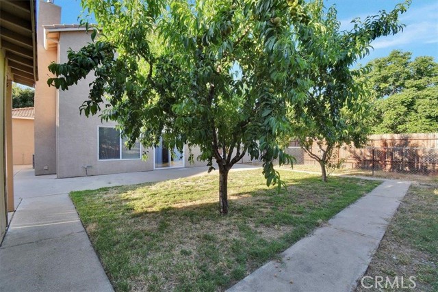 1882 Hunji Drive, Yuba City CA: https://media.crmls.org/medias/87d5d017-32c9-4c1c-9e27-c2a9340a7b2b.jpg