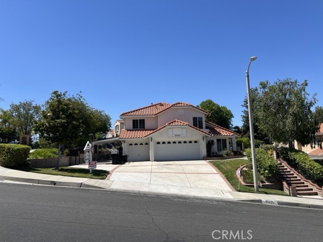 Front Image Thumbnail for CRSR26108529