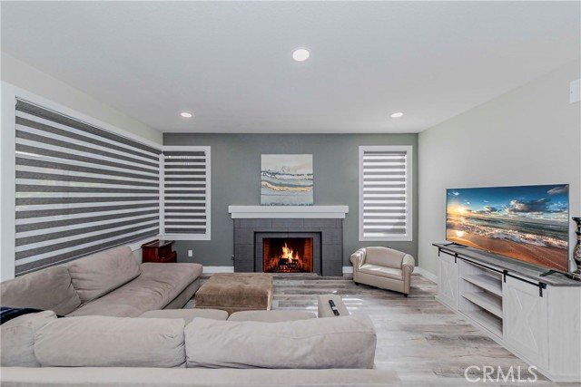 Detail Gallery Image 30 of 67 For 16396 High Bluff Ct, Riverside,  CA 92503 - 4 Beds | 3 Baths