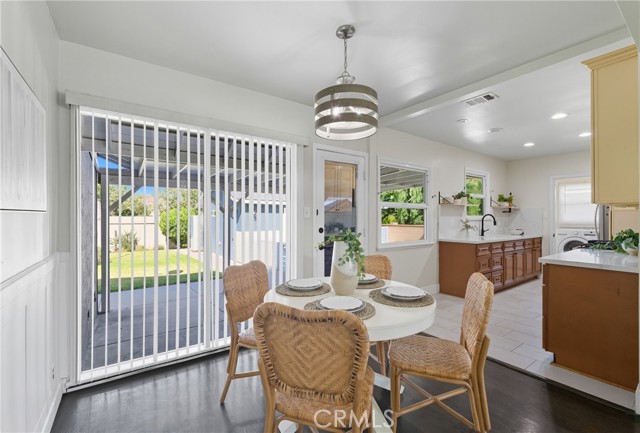 127 S Myrtlewood Street, West Covina CA: https://media.crmls.org/medias/87d74b61-7504-496e-ae61-62c6590bacd4.jpg