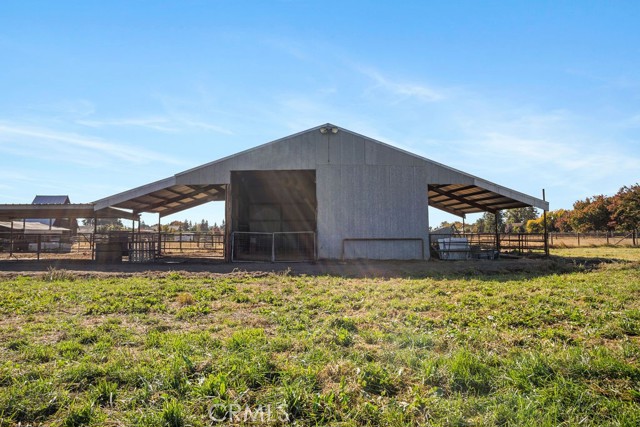 Detail Gallery Image 40 of 57 For 401 S Johnson Rd, Turlock,  CA 95380 - 3 Beds | 2/1 Baths