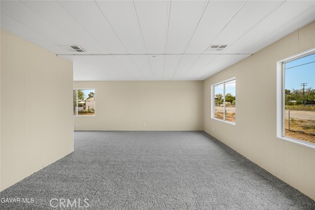 Detail Gallery Image 3 of 34 For 2489 55th Street West, Rosamond,  CA 93560 - 2 Beds | 2 Baths