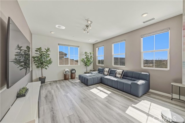 Detail Gallery Image 22 of 52 For 2605 E Tatum, Ontario,  CA 91762 - 5 Beds | 4/1 Baths