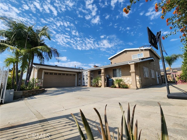 Detail Gallery Image 1 of 1 For 835 Gardner Dr, Montebello,  CA 90640 - 6 Beds | 3/1 Baths