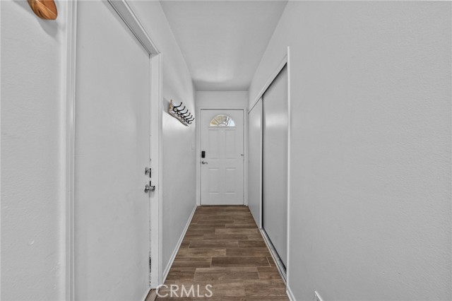222 Phlox Avenue, Redlands CA: https://media.crmls.org/medias/87d9770a-0ca7-451d-9557-313bb09d4d9c.jpg
