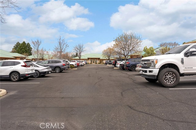 2535 Ceanothus Avenue, Chico, California 95973, ,Commercial Lease,For Rent,2535 Ceanothus Avenue,CRSN25081947