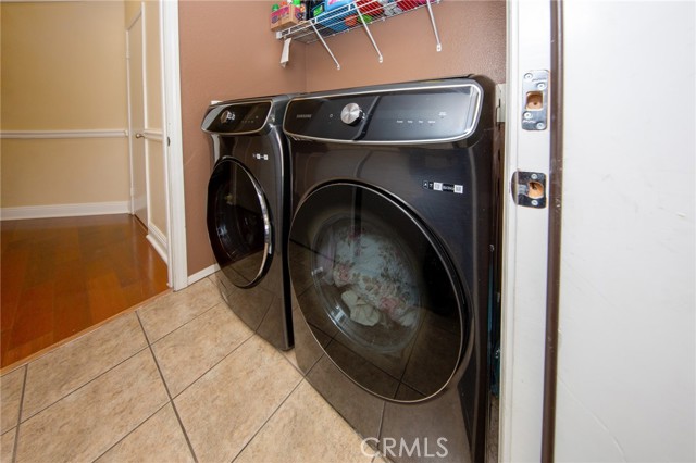 Detail Gallery Image 13 of 18 For 28225 Clementine Dr, Saugus,  CA 91350 - 3 Beds | 2/1 Baths