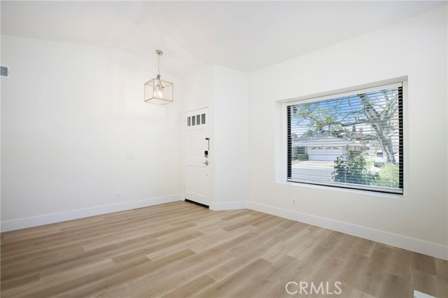 15 Calle Albarda, Rancho Santa Margarita CA: https://media.crmls.org/medias/87da6f2e-142f-4530-9599-094278f83b4a.jpg
