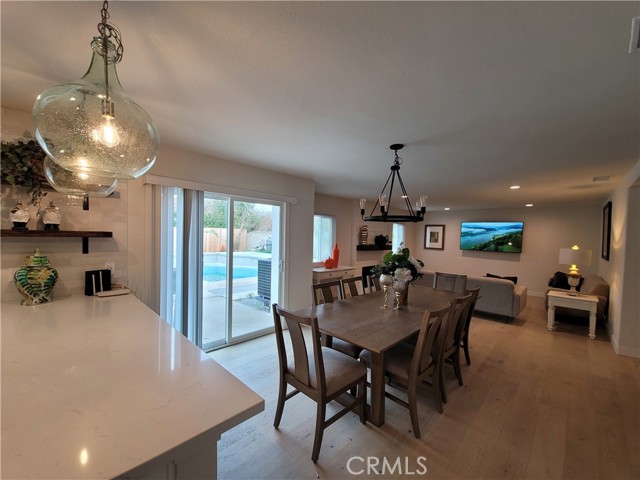 Detail Gallery Image 4 of 16 For 913 Clemensen Ave, Santa Ana,  CA 92705 - 3 Beds | 2 Baths