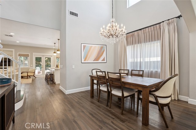 Detail Gallery Image 3 of 37 For 5179 Knollwood Way, Woodland Hills,  CA 91364 - 4 Beds | 3 Baths