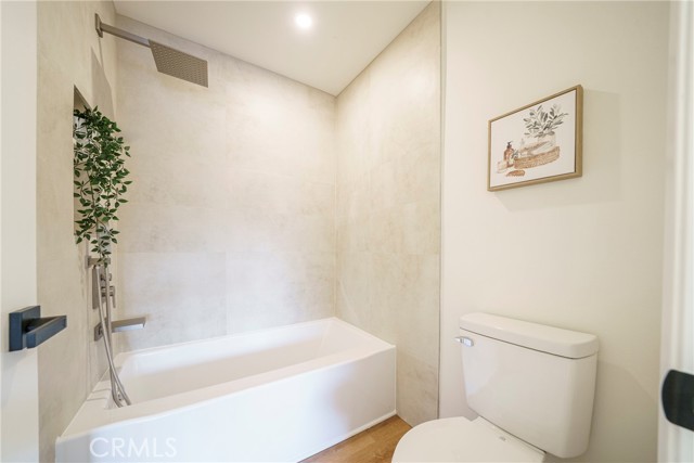 16501 Dundee Court, La Mirada CA: https://media.crmls.org/medias/87dbf6ee-c6d4-4d07-89d0-85fe8509926e.jpg