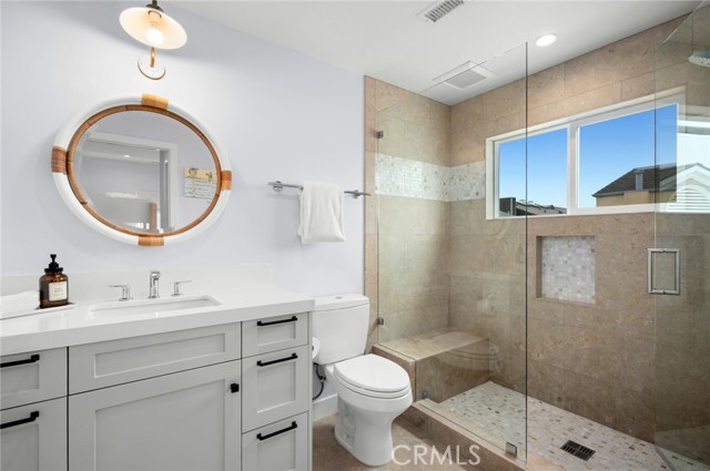 Detail Gallery Image 18 of 27 For 109 Onyx Ave, Newport Beach,  CA 92662 - 3 Beds | 4/1 Baths