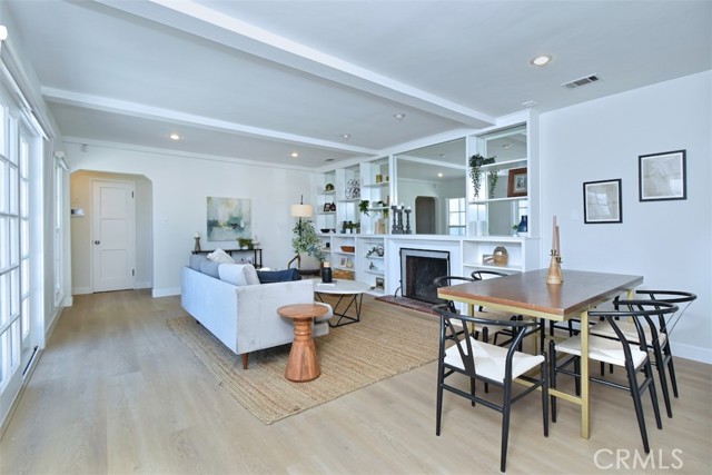 3753 Berry Drive, Studio City CA: https://media.crmls.org/medias/87de815c-12f8-40fd-a395-19886d8d684a.jpg