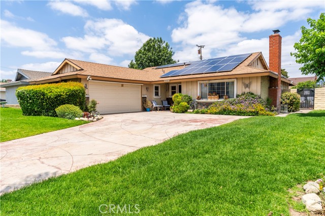 Detail Gallery Image 2 of 40 For 19264 Casmalia St, Rialto,  CA 92377 - 3 Beds | 2 Baths