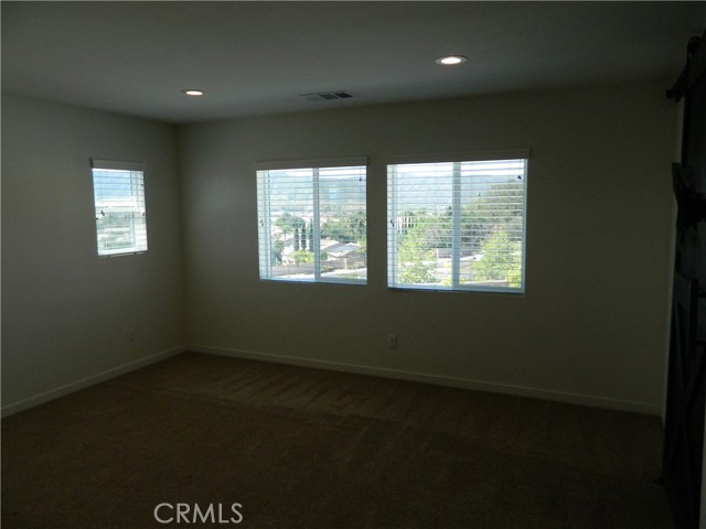 Detail Gallery Image 11 of 28 For 24231 Buckeye, Murrieta,  CA 92562 - 4 Beds | 3 Baths