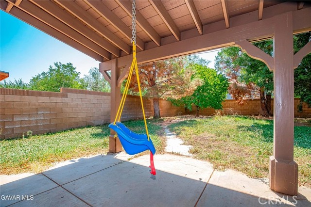 Detail Gallery Image 24 of 28 For 43341 Elizabeth Ln, Lancaster,  CA 93535 - 4 Beds | 2/1 Baths
