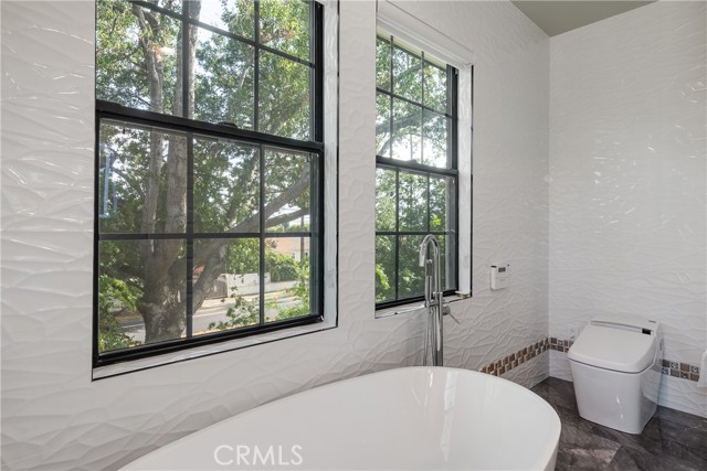 Detail Gallery Image 14 of 17 For 1281 E Broadway, San Gabriel,  CA 91776 - 7 Beds | 6 Baths