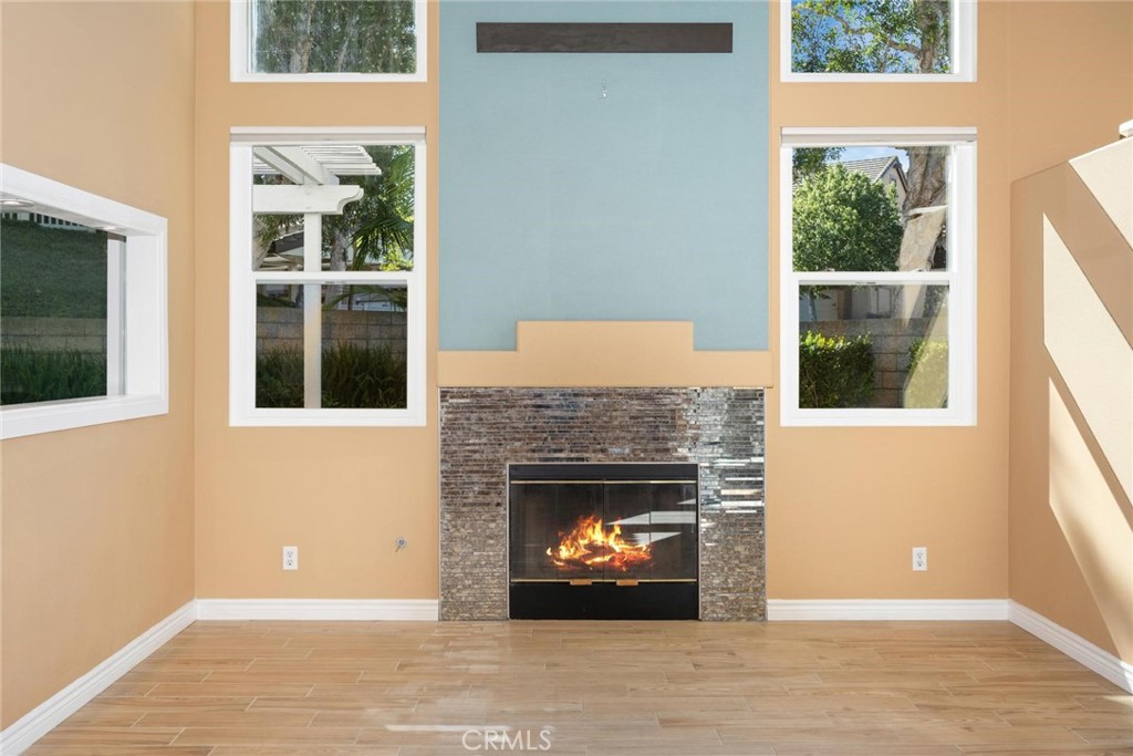 MLS #OC25245159 image #8