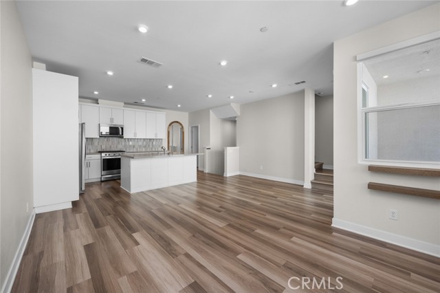 Detail Gallery Image 4 of 52 For 1206 W Cara, Anaheim,  CA 92805 - 2 Beds | 2/1 Baths