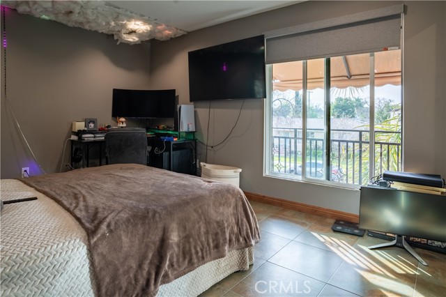 Detail Gallery Image 32 of 38 For 6930 Balcom, Reseda,  CA 91335 - 7 Beds | 6 Baths