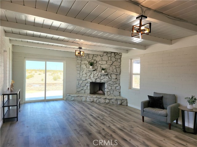 Detail Gallery Image 5 of 24 For 6391 Zircon Ave, Twentynine Palms,  CA 92277 - 2 Beds | 1 Baths