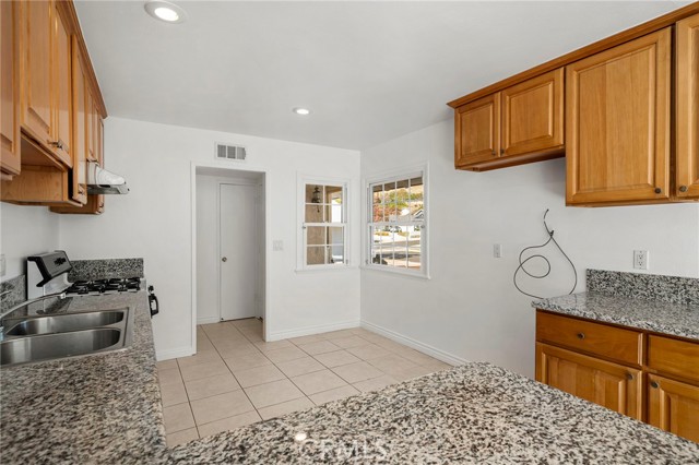 1408 Cranmer Drive photo 9