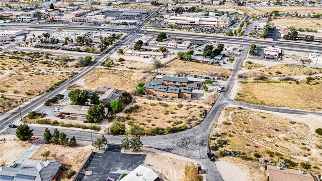 Detail Gallery Image 17 of 30 For 15750 Olalee Rd, Apple Valley,  CA 92307 - – Beds | – Baths