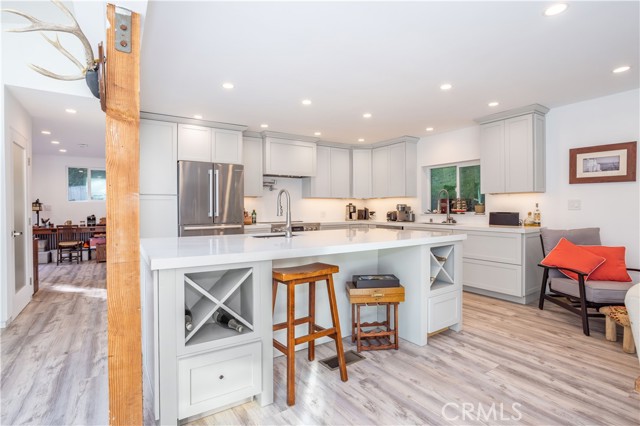 Detail Gallery Image 13 of 45 For 330 S Topanga Canyon Blvd., Topanga,  CA 90290 - 1 Beds | 1 Baths