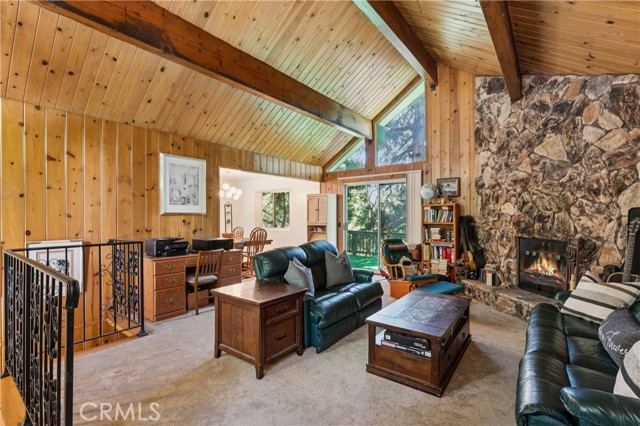 582 Grass Valley Ct, Lake Arrowhead, CA 92352 photo 9