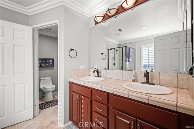 Detail Gallery Image 16 of 28 For 24081 Stone Creek Dr, Valencia,  CA 91354 - 3 Beds | 2/1 Baths