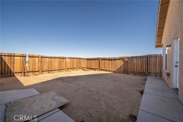 Detail Gallery Image 32 of 62 For 13325 Smith Rd, Phelan,  CA 92371 - 4 Beds | 2/1 Baths