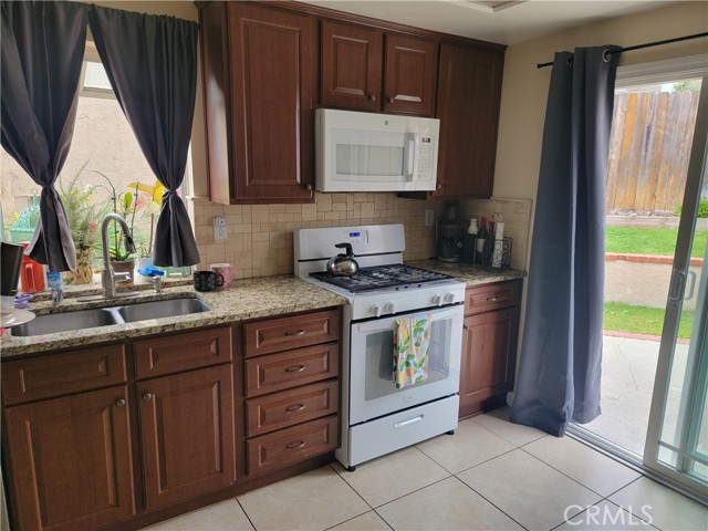 Detail Gallery Image 2 of 13 For 28041 Ebson, Mission Viejo,  CA 92692 - 4 Beds | 2 Baths